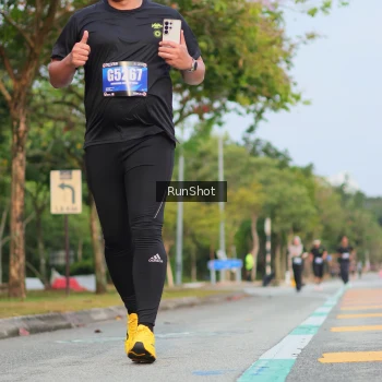 Runner Photo 5688140