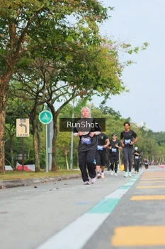 Runner Photo 5688143