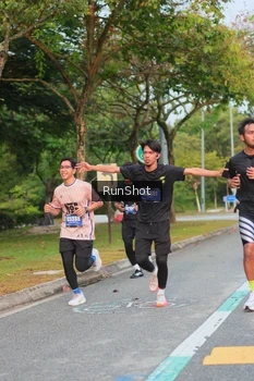 Runner Photo 5688168