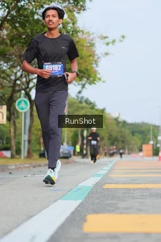 Runner Photo 5688178
