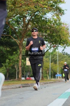 Runner Photo 5688187