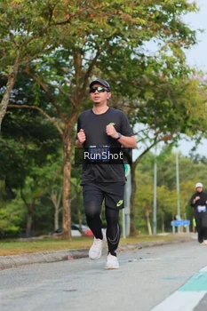 Runner Photo 5688190