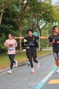 Runner Photo 5688211