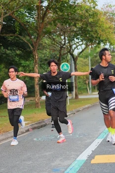 Runner Photo 5688221