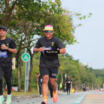 Runner Photo 5688245