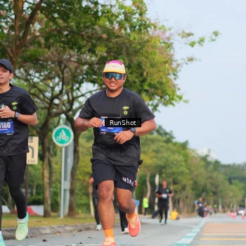 Runner Photo 5688250