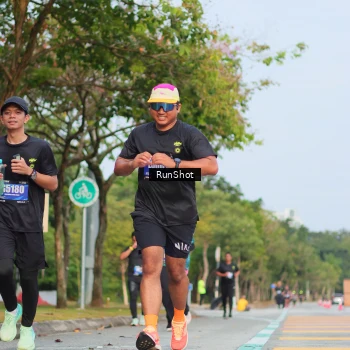 Runner Photo 5688251