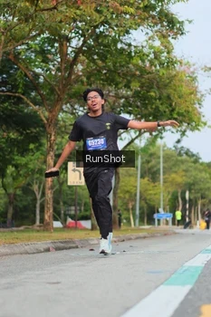 Runner Photo 5688313