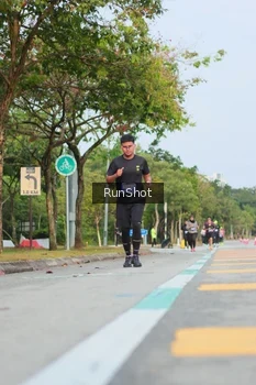 Runner Photo 5688356