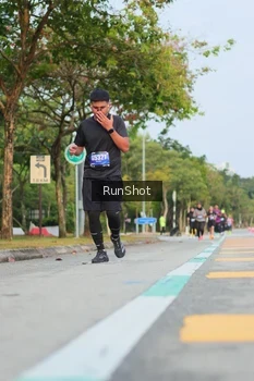 Runner Photo 5688359