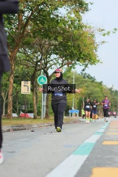 Runner Photo 5688636