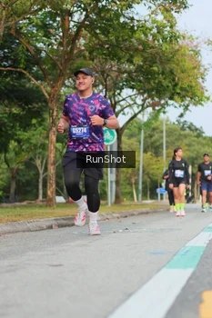 Runner Photo 5688644