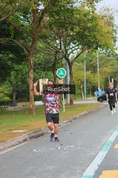 Runner Photo 5688742