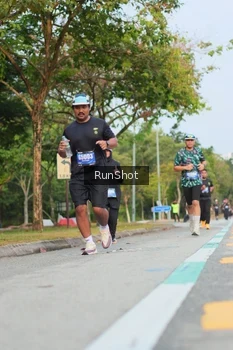 Runner Photo 5688753