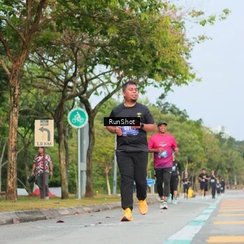 Runner Photo 5688769