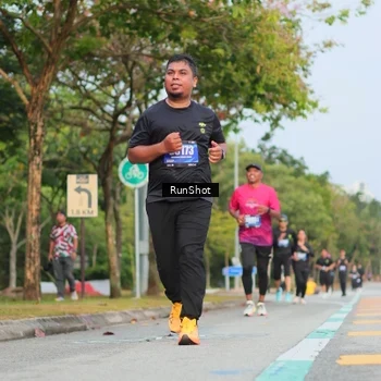 Runner Photo 5688785