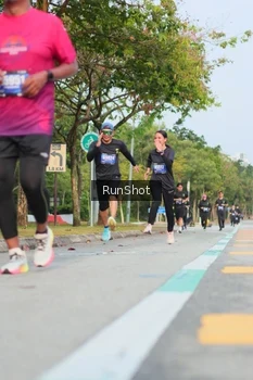 Runner Photo 5688800