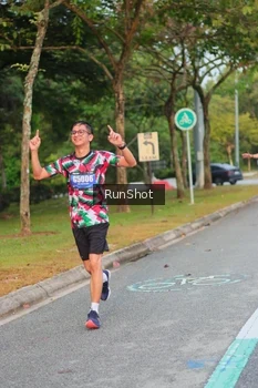 Runner Photo 5688872