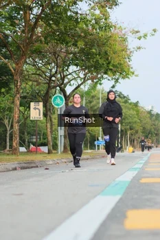 Runner Photo 5688875