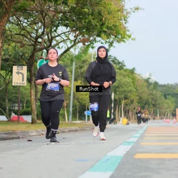 Runner Photo 5688877