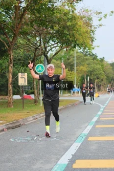 Runner Photo 5688885