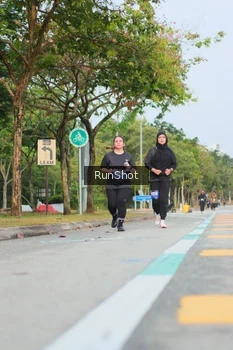 Runner Photo 5688892
