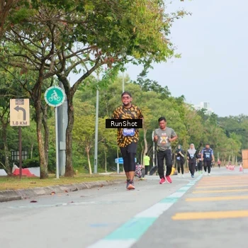 Runner Photo 5688899