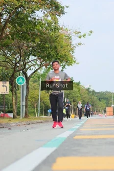 Runner Photo 5688923