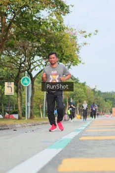 Runner Photo 5688924