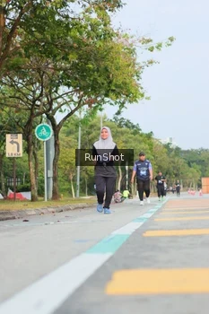 Runner Photo 5688976