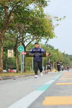 Runner Photo 5688997