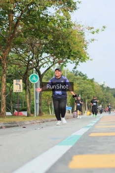 Runner Photo 5689001