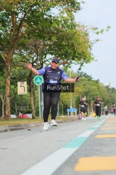 Runner Photo 5689008