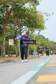 Runner Photo 5689010