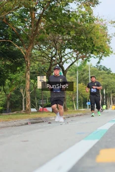 Runner Photo 5689014