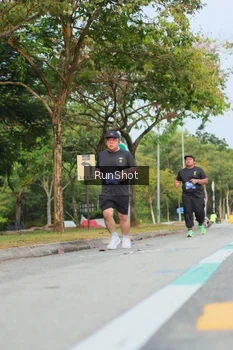 Runner Photo 5689015