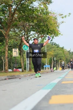 Runner Photo 5689032
