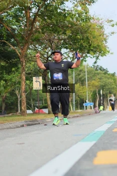 Runner Photo 5689039