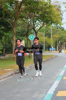 Runner Photo 5689054