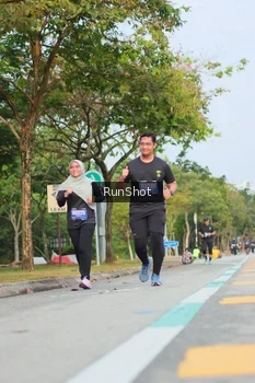 Runner Photo 5689066