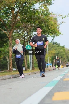 Runner Photo 5689072