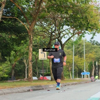 Runner Photo 5689085