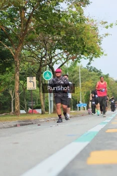 Runner Photo 5689126