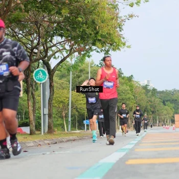 Runner Photo 5689135