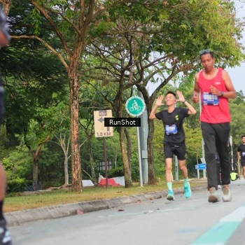 Runner Photo 5689150