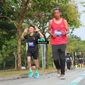 Runner Photo 5689154