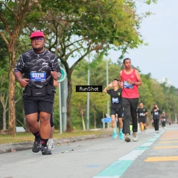 Runner Photo 5689160