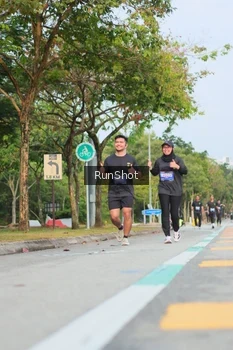Runner Photo 5689200