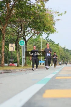 Runner Photo 5689209