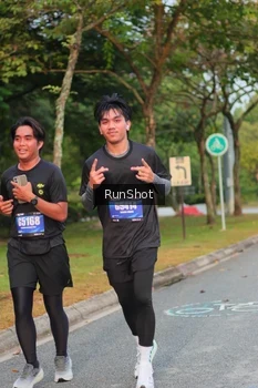 Runner Photo 5689241